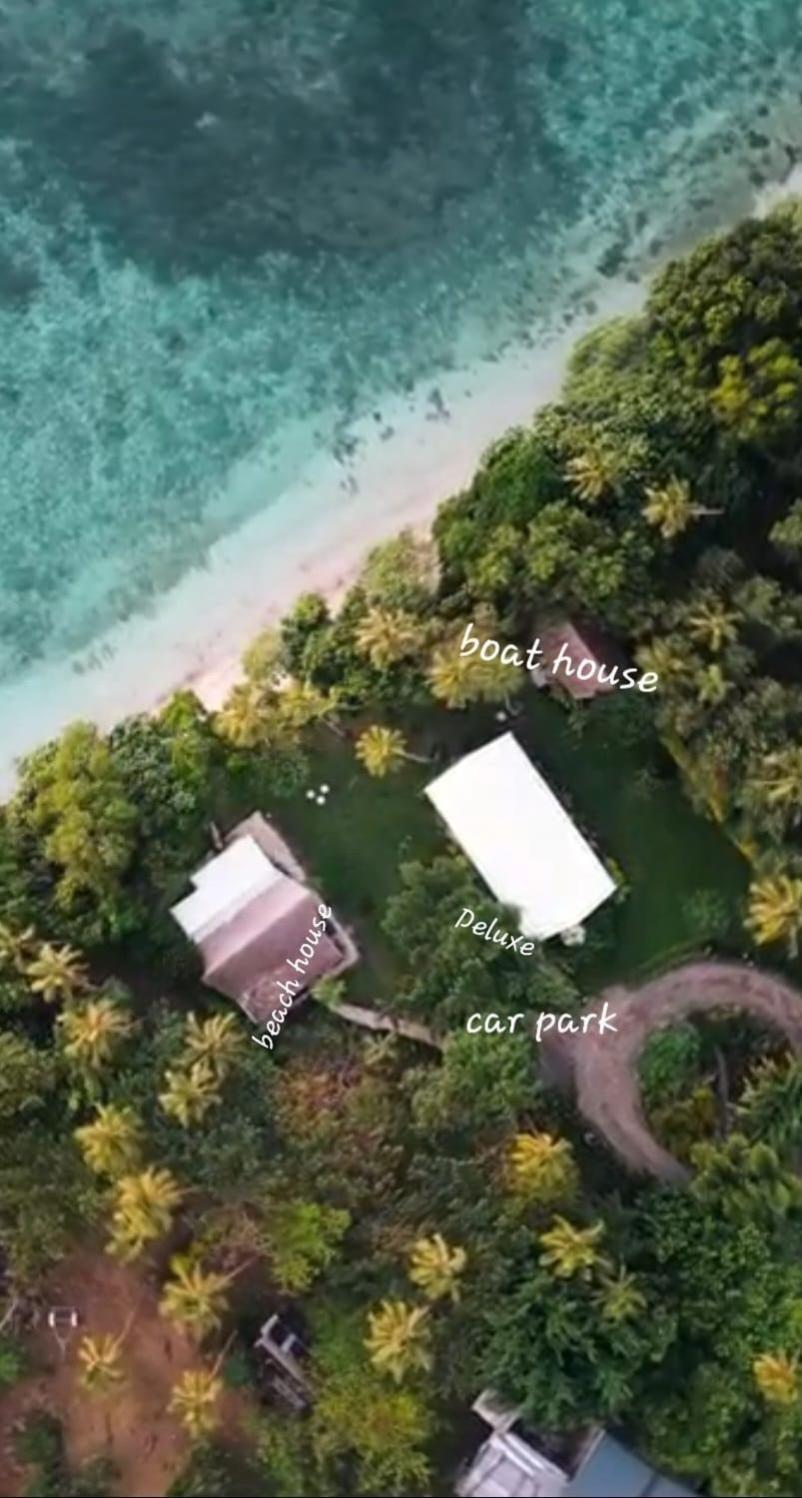 Whispering Palms - Absolute Beachfront Villas Порт-Віла Екстер'єр фото